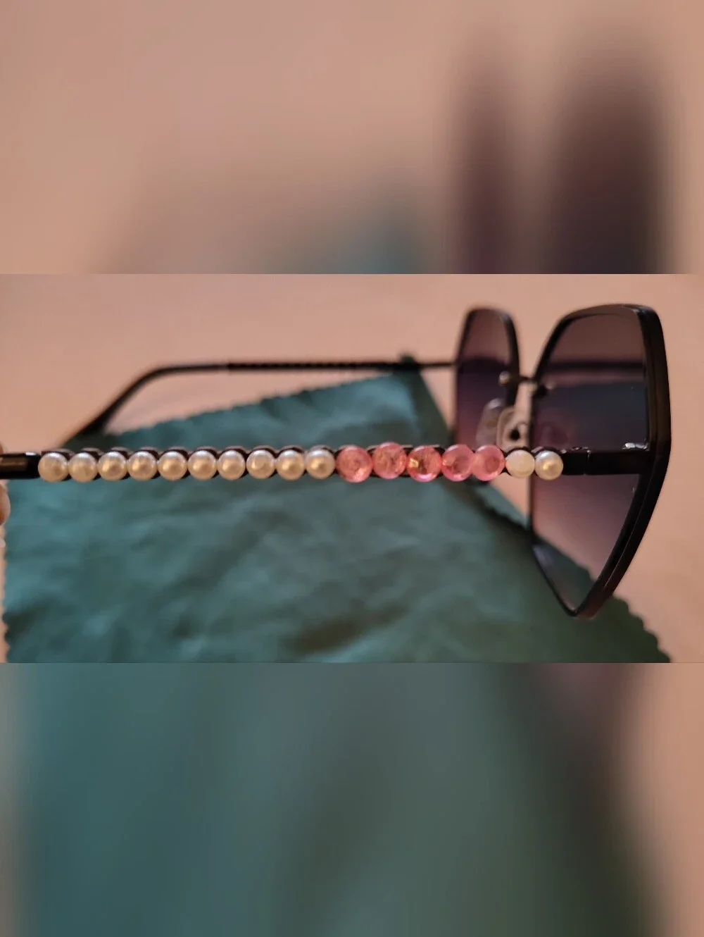 Oversized Gradient Square Sunglasses - Black